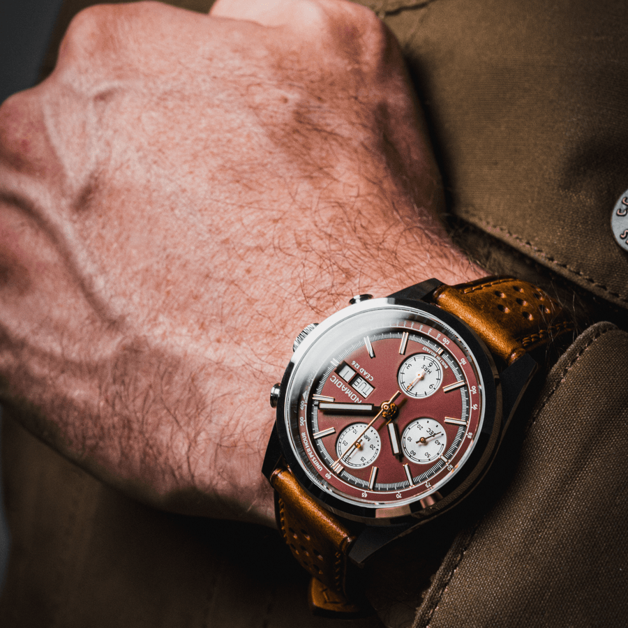 Céad 126 - Crimson Dawn - Chronograph