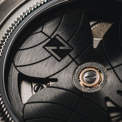 (36mm) Maraí 401 Compact - Black Shamrock Limited Edition