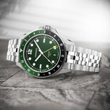 Fíor 555 - GMT Watch (41mm) - Emerald Abyss