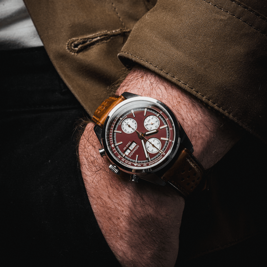 Céad 126 - Crimson Dawn - Chronograph