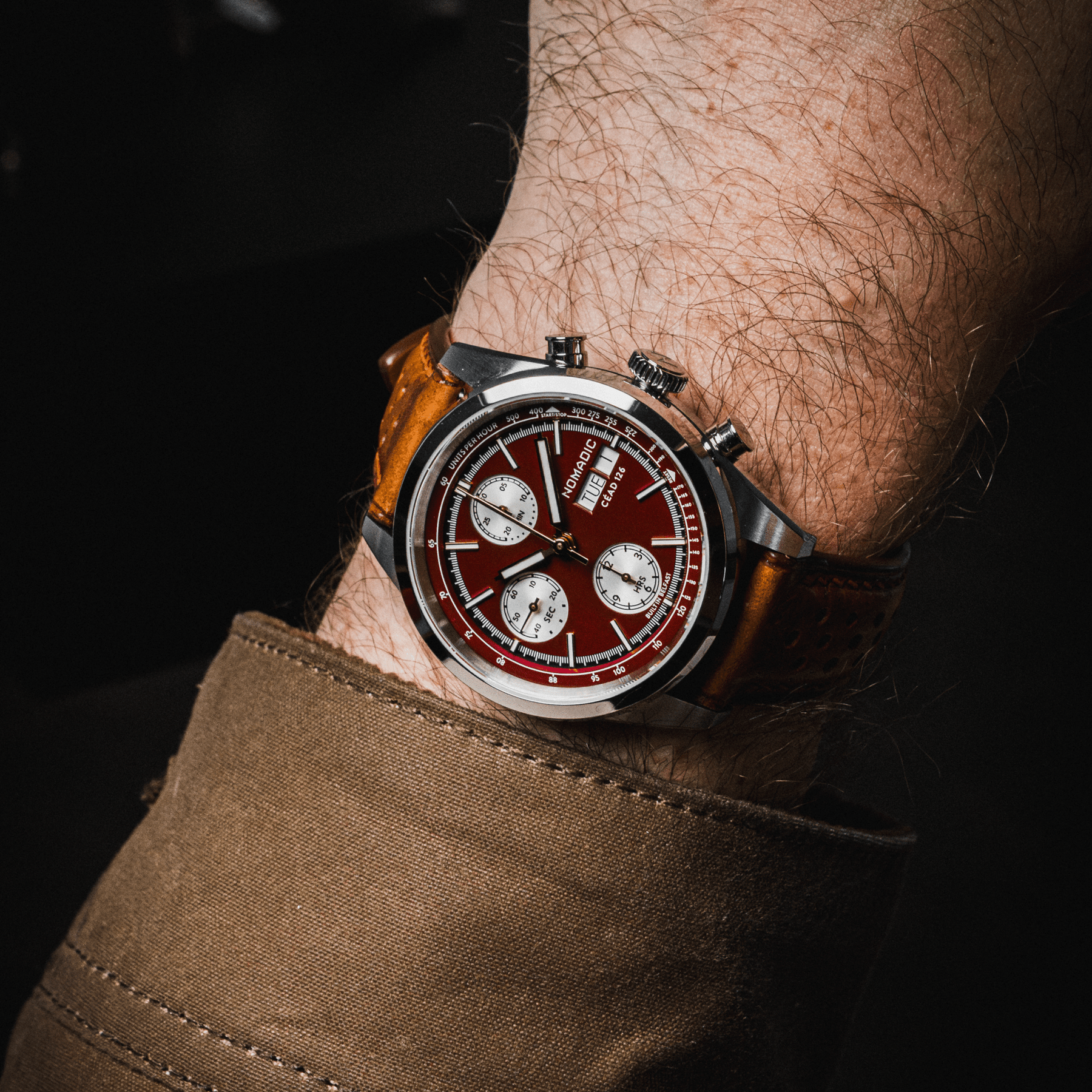 Céad 126 - Crimson Dawn - Chronograph