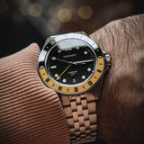 Fíor 555 - GMT Watch (41mm) - Shipyard Yellow