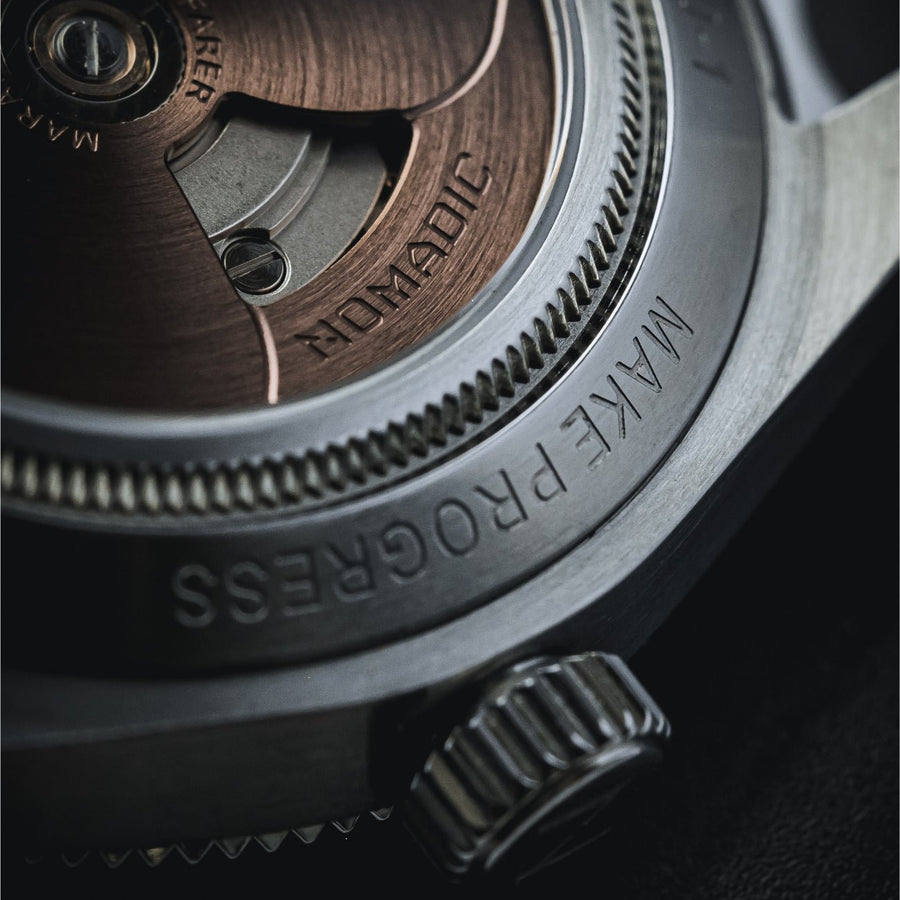 Crimson Dawn - Maraí 401 - 40mm Dive Watch (2026 Edition)