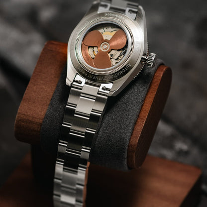 Classic Black and Gold - Maraí 401 - 40mm Dive Watch (2026 Edition)